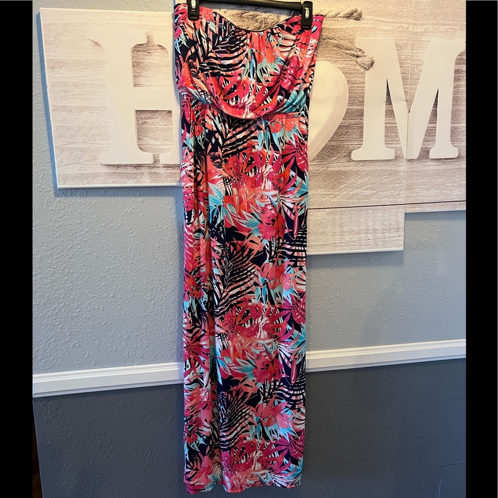 NWOT COLORFUL SLEEVELESS MAXI DRESS SZ M